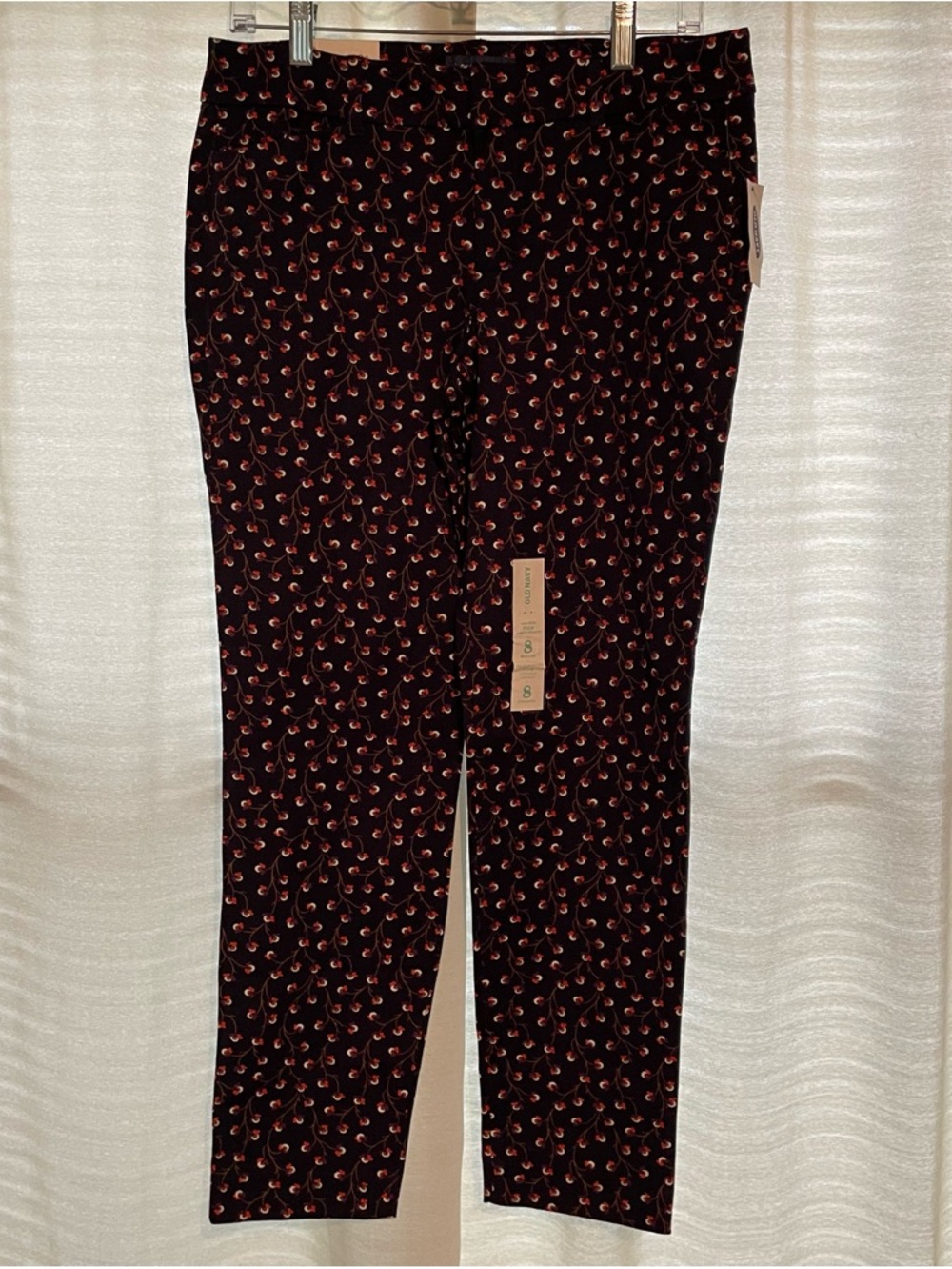 Old Navy NWT Navy Floral Pixie Pants